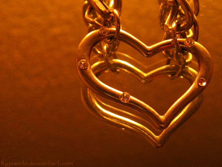 chained_heart_by_kgpanelo-d4vmnug